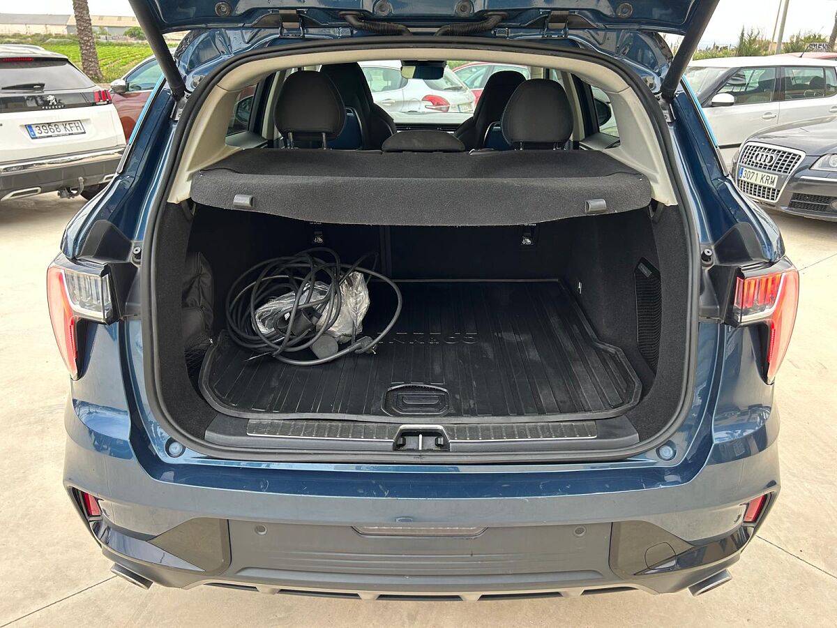 LYNK & C CO 01 1.5 PHEV AUTO SPANISH LHD IN SPAIN 71000 MILES SUPERB 2021